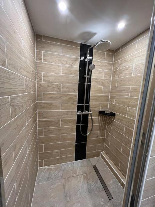 Appartement Style Chalet Standing 2 A 6 Personnes La Bourboule Ngoại thất bức ảnh