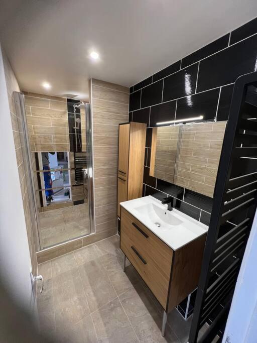 Appartement Style Chalet Standing 2 A 6 Personnes La Bourboule Ngoại thất bức ảnh